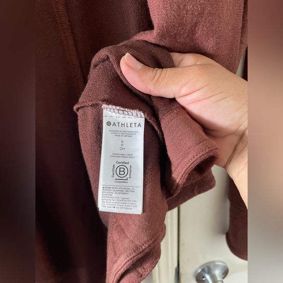 Athleta Mahogany Pockets Nirvana Prayanara Restore Wrap Cardigan - Picture 9 of 9